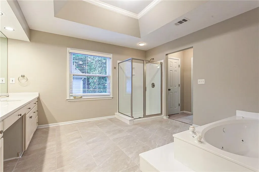 755 Glenridge Close Drive, Atlanta, Georgia 30328, 4 Bedrooms Bedrooms, ,2 BathroomsBathrooms,Residential,Sold,755 Glenridge Close Drive,6893788 755 Glenridge Close Drive, Atlanta, Georgia 30328, 4 Bedrooms Bedrooms, ,2 BathroomsBathrooms,Residential,Sold,755 Glenridge Close Drive,6893788