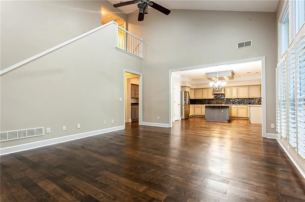 755 Glenridge Close Drive, Atlanta, Georgia 30328, 4 Bedrooms Bedrooms, ,2 BathroomsBathrooms,Residential,Sold,755 Glenridge Close Drive,6893788 755 Glenridge Close Drive, Atlanta, Georgia 30328, 4 Bedrooms Bedrooms, ,2 BathroomsBathrooms,Residential,Sold,755 Glenridge Close Drive,6893788