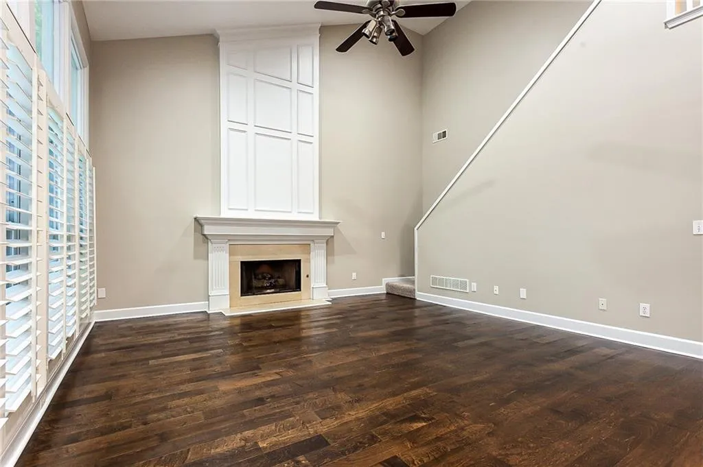 755 Glenridge Close Drive, Atlanta, Georgia 30328, 4 Bedrooms Bedrooms, ,2 BathroomsBathrooms,Residential,Sold,755 Glenridge Close Drive,6893788 755 Glenridge Close Drive, Atlanta, Georgia 30328, 4 Bedrooms Bedrooms, ,2 BathroomsBathrooms,Residential,Sold,755 Glenridge Close Drive,6893788