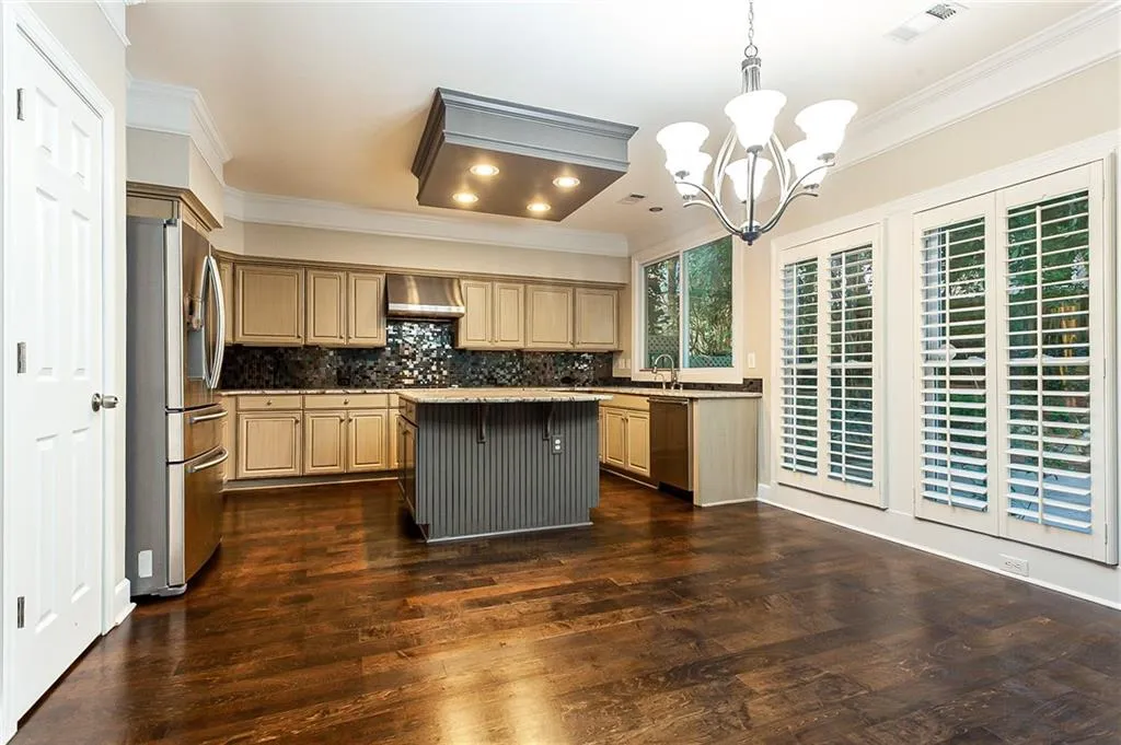 755 Glenridge Close Drive, Atlanta, Georgia 30328, 4 Bedrooms Bedrooms, ,2 BathroomsBathrooms,Residential,Sold,755 Glenridge Close Drive,6893788 755 Glenridge Close Drive, Atlanta, Georgia 30328, 4 Bedrooms Bedrooms, ,2 BathroomsBathrooms,Residential,Sold,755 Glenridge Close Drive,6893788