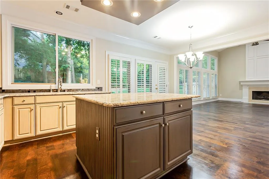 755 Glenridge Close Drive, Atlanta, Georgia 30328, 4 Bedrooms Bedrooms, ,2 BathroomsBathrooms,Residential,Sold,755 Glenridge Close Drive,6893788 755 Glenridge Close Drive, Atlanta, Georgia 30328, 4 Bedrooms Bedrooms, ,2 BathroomsBathrooms,Residential,Sold,755 Glenridge Close Drive,6893788