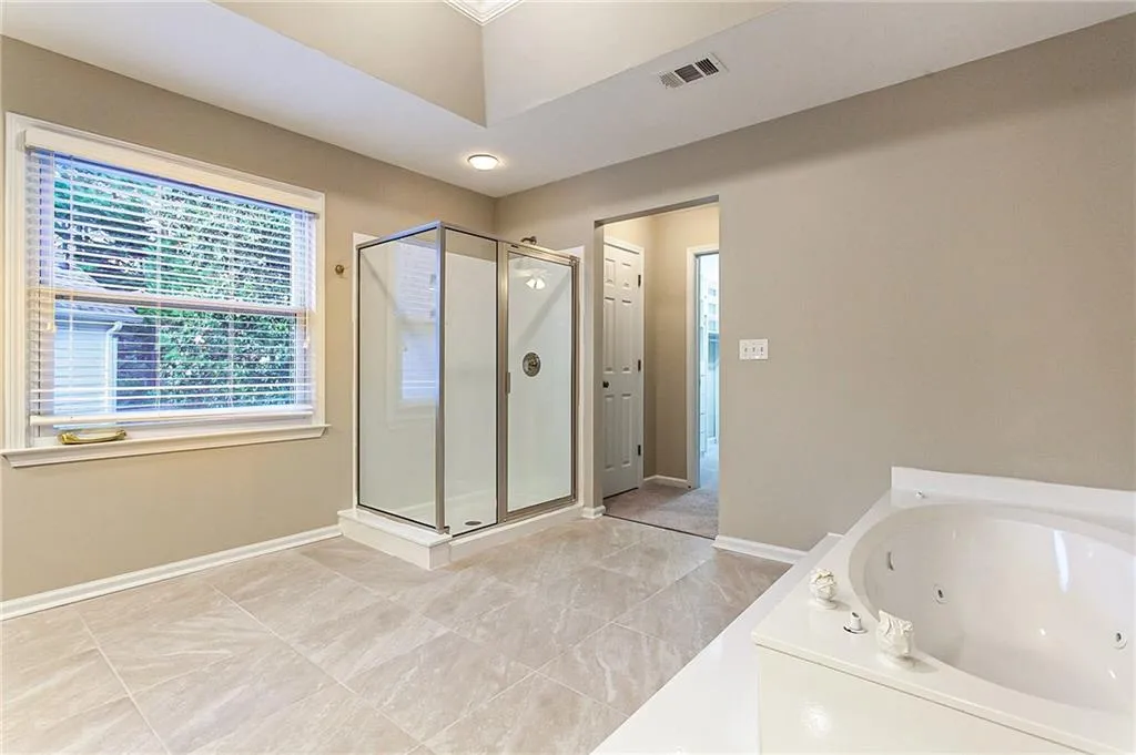 755 Glenridge Close Drive, Atlanta, Georgia 30328, 4 Bedrooms Bedrooms, ,2 BathroomsBathrooms,Residential,Sold,755 Glenridge Close Drive,6893788 755 Glenridge Close Drive, Atlanta, Georgia 30328, 4 Bedrooms Bedrooms, ,2 BathroomsBathrooms,Residential,Sold,755 Glenridge Close Drive,6893788