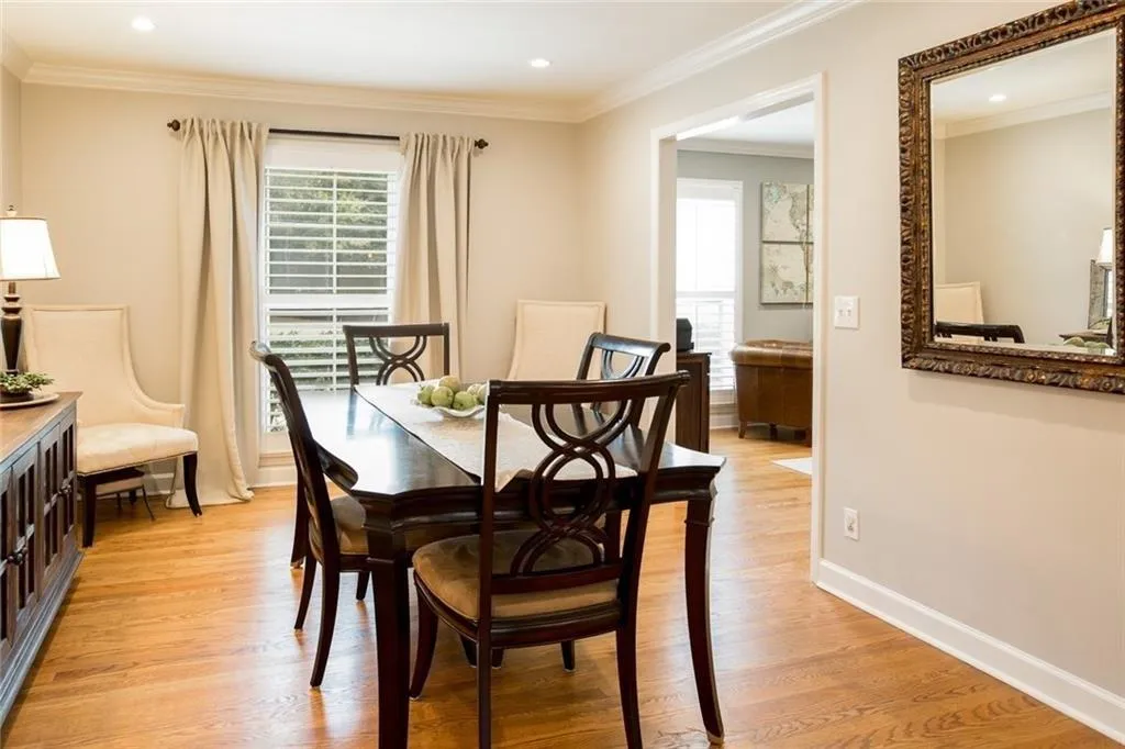 5100 Northland Drive, Sandy Springs, Georgia 30342, 4 Bedrooms Bedrooms, ,3 BathroomsBathrooms,Residential,Sold,5100 Northland Drive,6505227