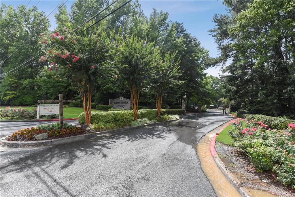3003 Wingate Way, Sandy Springs, Georgia 30350, 1 Bedroom Bedrooms, ,1 BathroomBathrooms,Residential,Sold,3003 Wingate Way,6919438