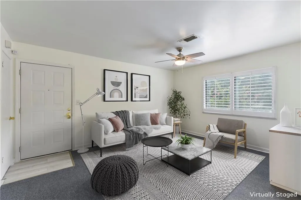 3003 Wingate Way, Sandy Springs, Georgia 30350, 1 Bedroom Bedrooms, ,1 BathroomBathrooms,Residential,Sold,3003 Wingate Way,6919438