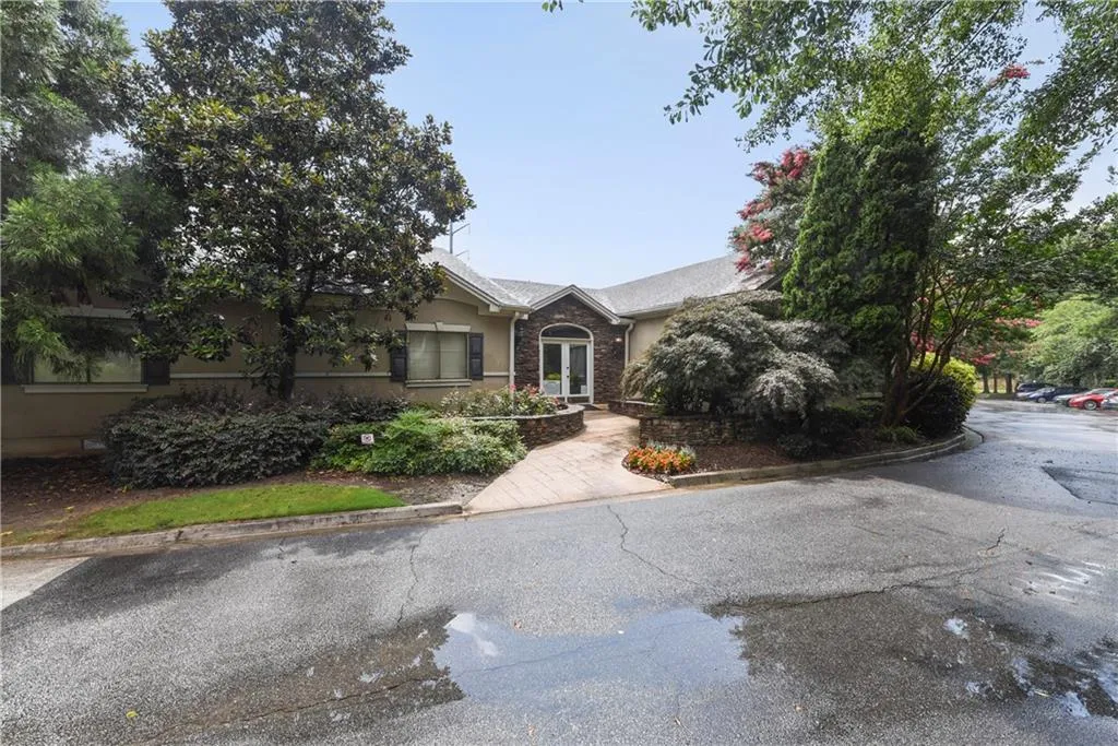 3003 Wingate Way, Sandy Springs, Georgia 30350, 1 Bedroom Bedrooms, ,1 BathroomBathrooms,Residential,Sold,3003 Wingate Way,6919438