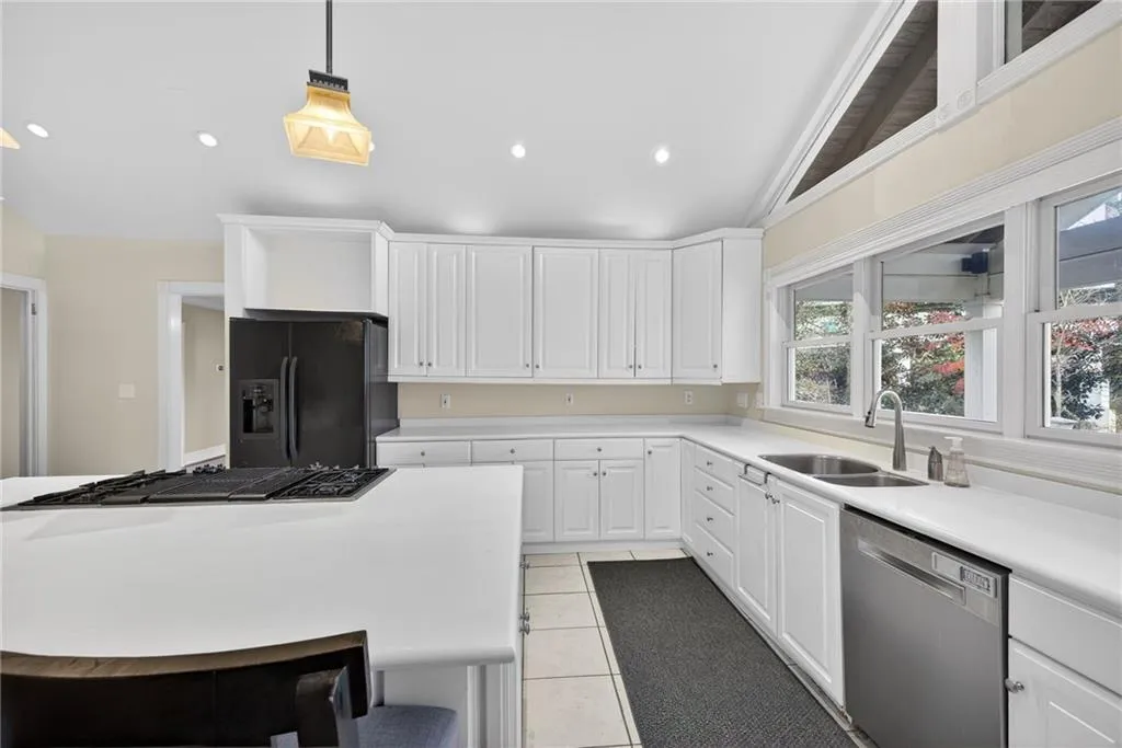 1040 Lindridge Drive Ne, Atlanta, Georgia 30324, 0 ,Land,For Sale,1040 Lindridge Drive Ne,7692736