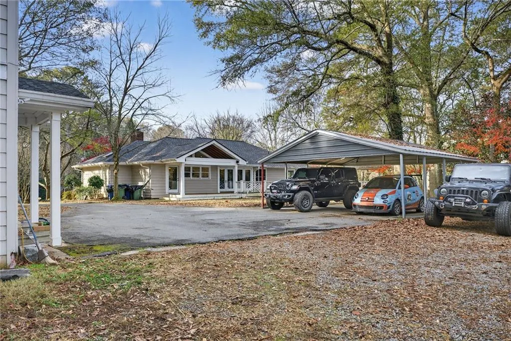 1040 Lindridge Drive Ne, Atlanta, Georgia 30324, 0 ,Land,For Sale,1040 Lindridge Drive Ne,7692736