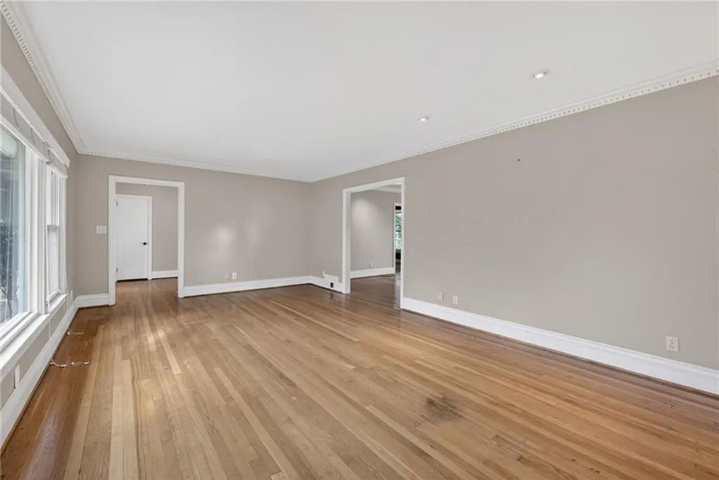 1040 Lindridge Drive Ne, Atlanta, Georgia 30324, 0 ,Land,For Sale,1040 Lindridge Drive Ne,7692736