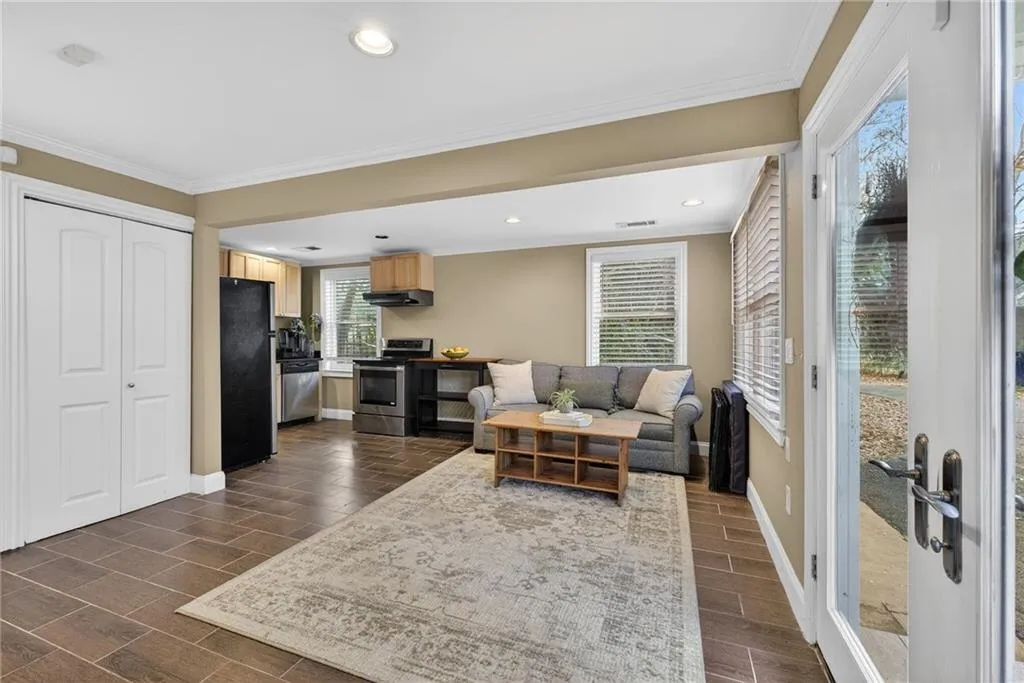 1040 Lindridge Drive Ne, Atlanta, Georgia 30324, 0 ,Land,For Sale,1040 Lindridge Drive Ne,7692736