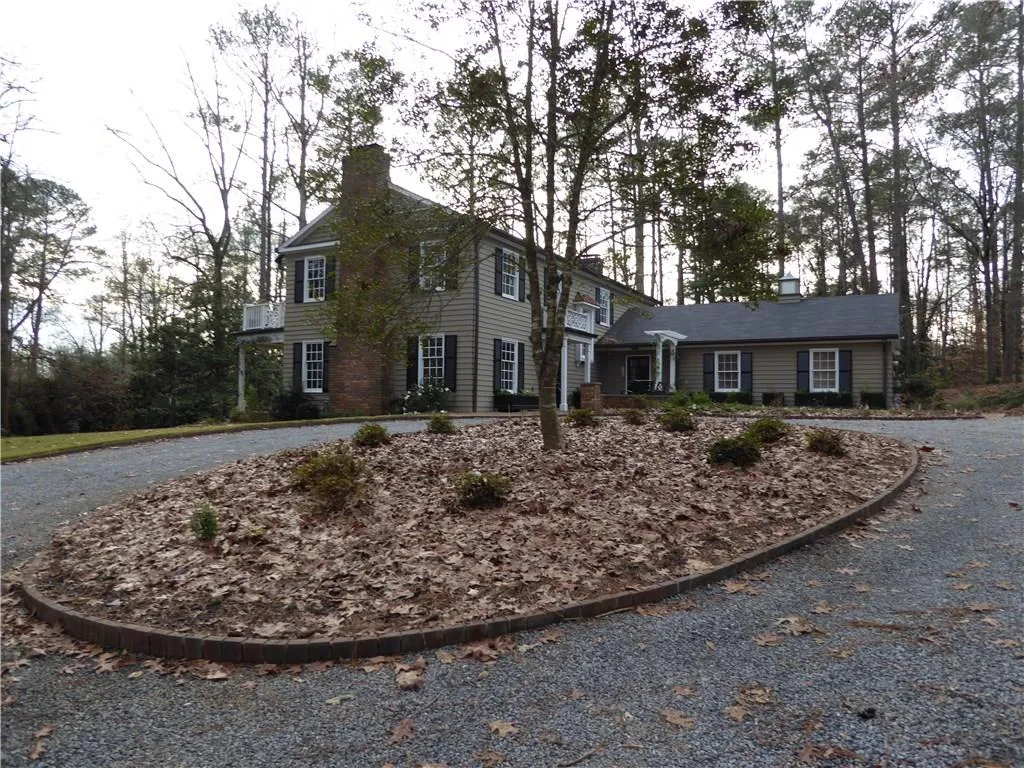 5160 S Trimble Road, Sandy Springs, Georgia 30342, 5 Bedrooms Bedrooms, ,2 BathroomsBathrooms,Residential,Sold,5160 S Trimble Road,5630761