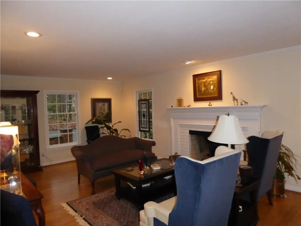 5160 S Trimble Road, Sandy Springs, Georgia 30342, 5 Bedrooms Bedrooms, ,2 BathroomsBathrooms,Residential,Sold,5160 S Trimble Road,5630761
