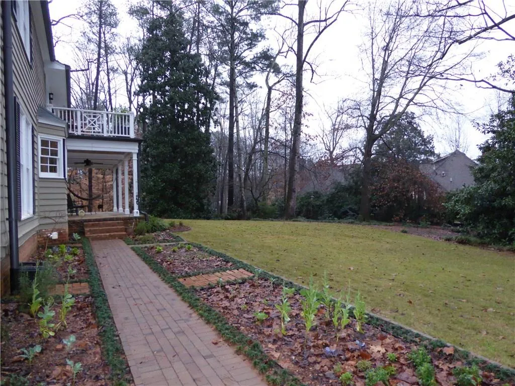 5160 S Trimble Road, Sandy Springs, Georgia 30342, 5 Bedrooms Bedrooms, ,2 BathroomsBathrooms,Residential,Sold,5160 S Trimble Road,5630761