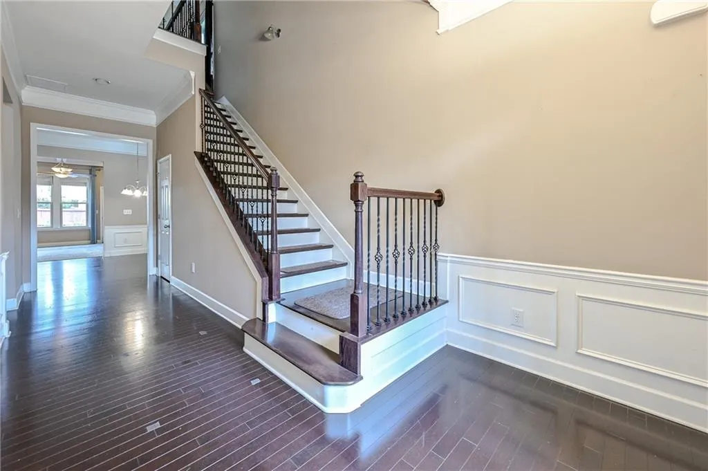 102 Wellington Trace, Sandy Springs, Georgia 30328, 4 Bedrooms Bedrooms, ,3 BathroomsBathrooms,Residential,Sold,102 Wellington Trace,7119241