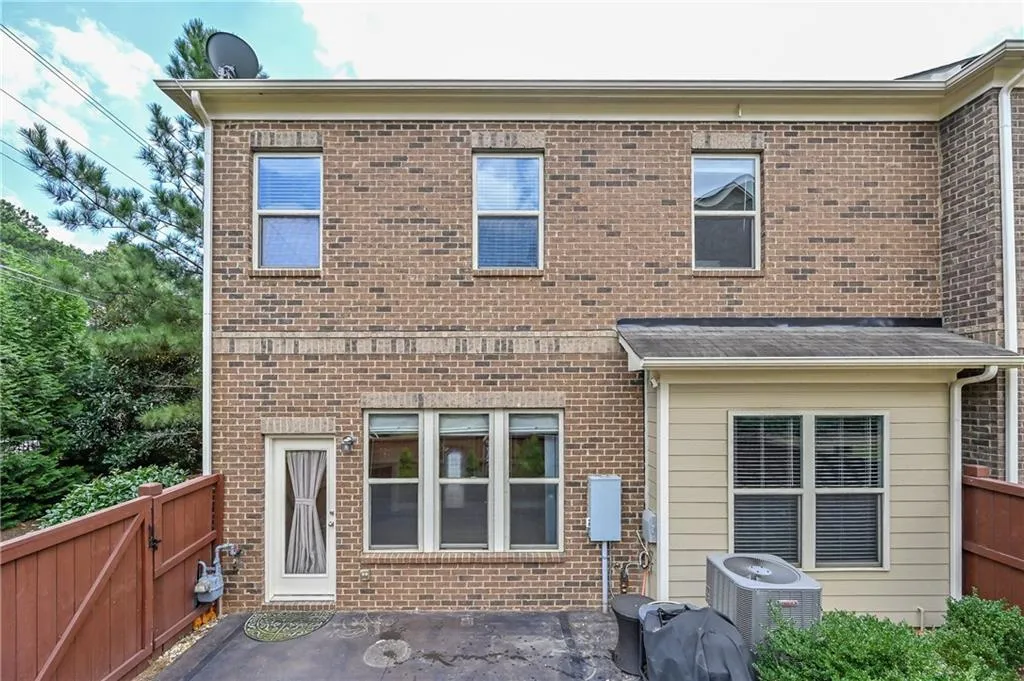 102 Wellington Trace, Sandy Springs, Georgia 30328, 4 Bedrooms Bedrooms, ,3 BathroomsBathrooms,Residential,Sold,102 Wellington Trace,7119241