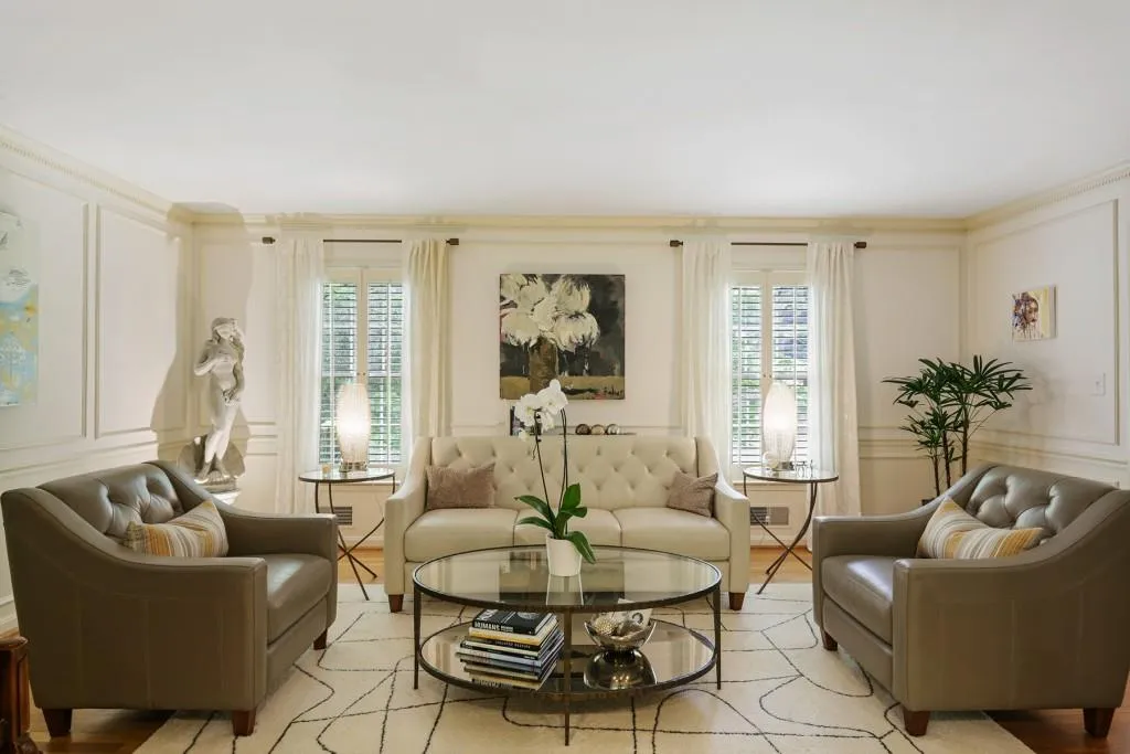 815 Glenairy Drive, Sandy Springs, Georgia 30328, 5 Bedrooms Bedrooms, ,3 BathroomsBathrooms,Residential,Sold,815 Glenairy Drive,7379939