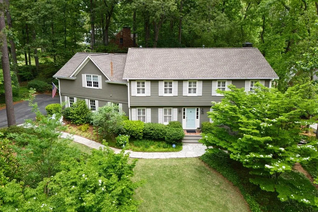 815 Glenairy Drive, Sandy Springs, Georgia 30328, 5 Bedrooms Bedrooms, ,3 BathroomsBathrooms,Residential,Sold,815 Glenairy Drive,7379939