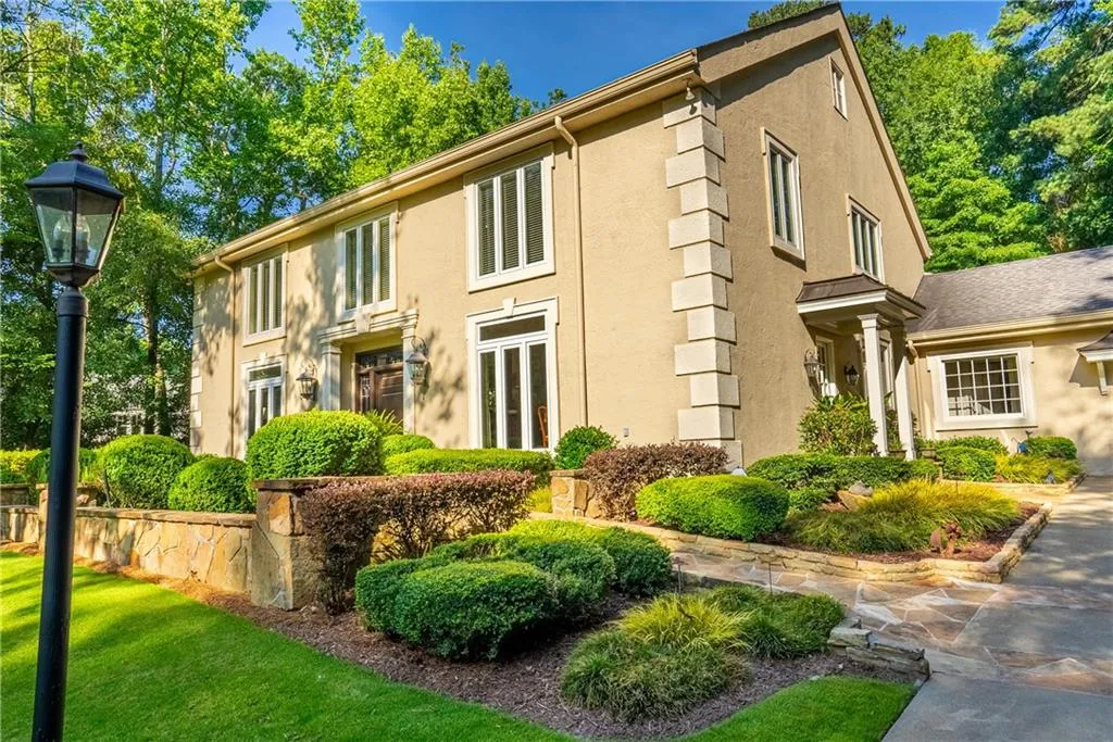 4645 Mount Paran Parkway, Atlanta, Georgia 30327, 5 Bedrooms Bedrooms, ,4 BathroomsBathrooms,Residential,Sold,4645 Mount Paran Parkway,7070571