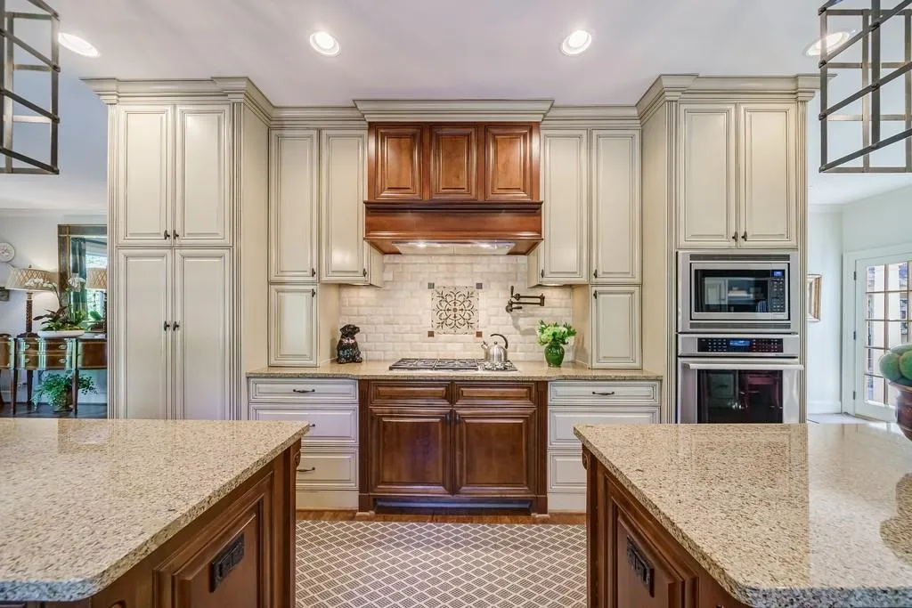 4645 Mount Paran Parkway, Atlanta, Georgia 30327, 5 Bedrooms Bedrooms, ,4 BathroomsBathrooms,Residential,Sold,4645 Mount Paran Parkway,7070571