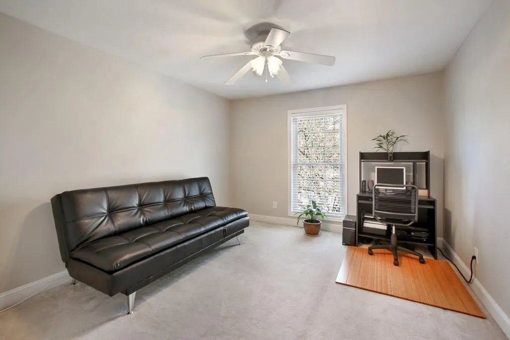 6851 Roswell Road Ne Unit D36, Sandy Springs, Georgia 30328, 2 Bedrooms Bedrooms, ,2 BathroomsBathrooms,Residential,Sold,6851 Roswell Road Ne Unit D36,6511883