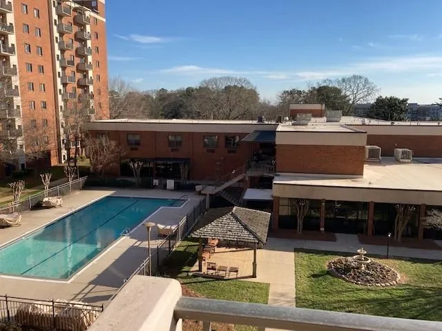 300 Johnson Ferry Road Ne Unit B408, Sandy Springs, Georgia 30328, 1 Bedroom Bedrooms, ,1 BathroomBathrooms,Residential,Sold,300 Johnson Ferry Road Ne Unit B408,6879133