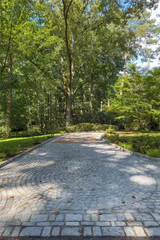 35 Valley Road Nw, Atlanta, Georgia 30305, 6 Bedrooms Bedrooms, 0 ,8 BathroomsBathrooms,Residential,For Sale,35 Valley Road Nw,7806864