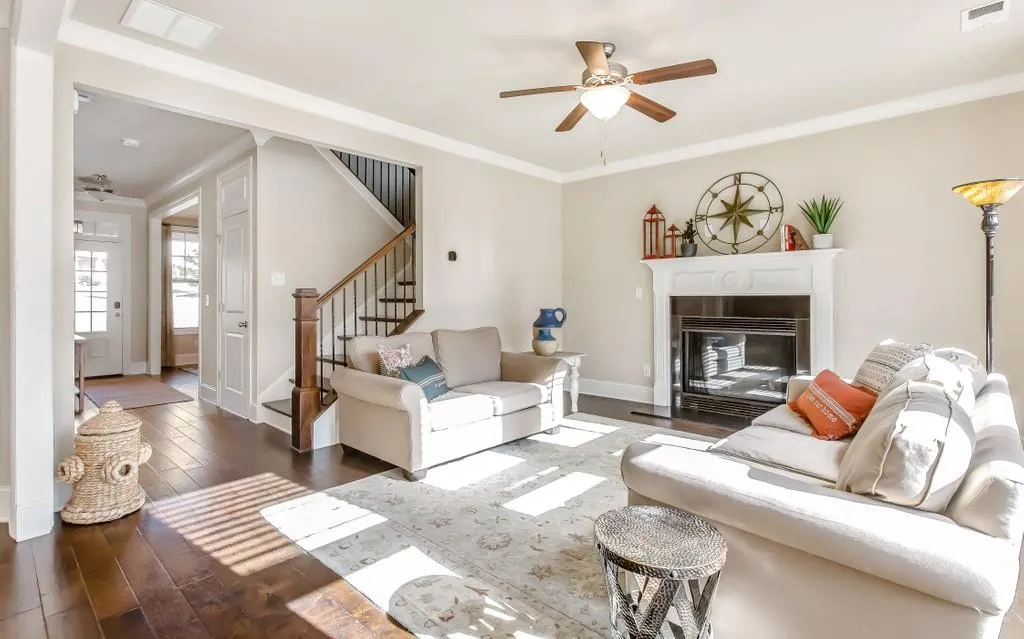 7635 Highland Bluff, Sandy Springs, Georgia 30328, 4 Bedrooms Bedrooms, ,2 BathroomsBathrooms,Residential,Sold,7635 Highland Bluff,6793708 7635 Highland Bluff, Sandy Springs, Georgia 30328, 4 Bedrooms Bedrooms, ,2 BathroomsBathrooms,Residential,Sold,7635 Highland Bluff,6793708