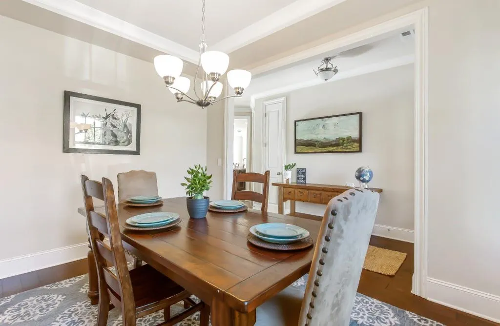 7635 Highland Bluff, Sandy Springs, Georgia 30328, 4 Bedrooms Bedrooms, ,2 BathroomsBathrooms,Residential,Sold,7635 Highland Bluff,6793708 7635 Highland Bluff, Sandy Springs, Georgia 30328, 4 Bedrooms Bedrooms, ,2 BathroomsBathrooms,Residential,Sold,7635 Highland Bluff,6793708