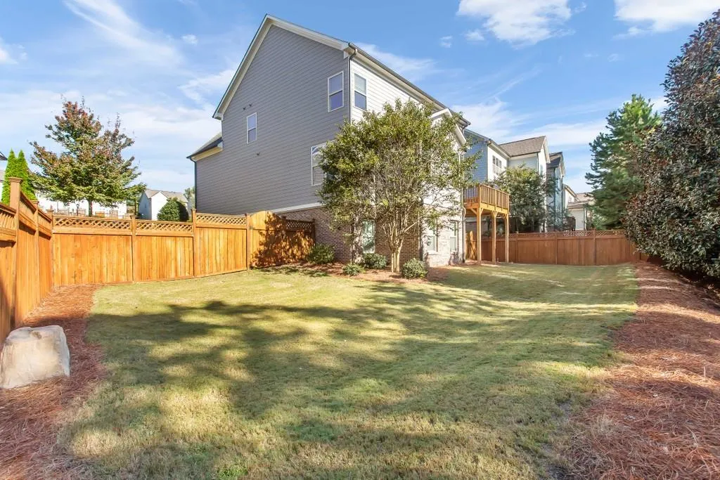 7635 Highland Bluff, Sandy Springs, Georgia 30328, 4 Bedrooms Bedrooms, ,2 BathroomsBathrooms,Residential,Sold,7635 Highland Bluff,6793708 7635 Highland Bluff, Sandy Springs, Georgia 30328, 4 Bedrooms Bedrooms, ,2 BathroomsBathrooms,Residential,Sold,7635 Highland Bluff,6793708