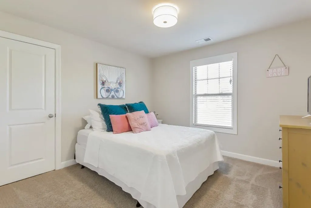 7635 Highland Bluff, Sandy Springs, Georgia 30328, 4 Bedrooms Bedrooms, ,2 BathroomsBathrooms,Residential,Sold,7635 Highland Bluff,6793708 7635 Highland Bluff, Sandy Springs, Georgia 30328, 4 Bedrooms Bedrooms, ,2 BathroomsBathrooms,Residential,Sold,7635 Highland Bluff,6793708