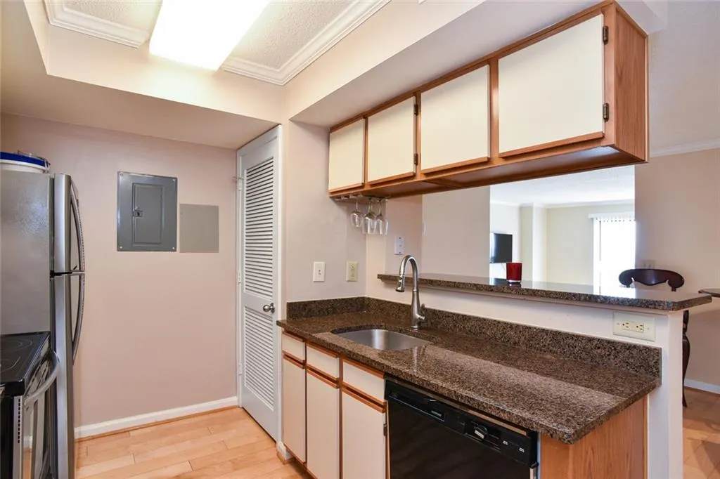 795 Hammond Drive Unit 1402, Atlanta, Georgia 30328, 1 Bedroom Bedrooms, ,1 BathroomBathrooms,Residential,Sold,795 Hammond Drive Unit 1402,5802008