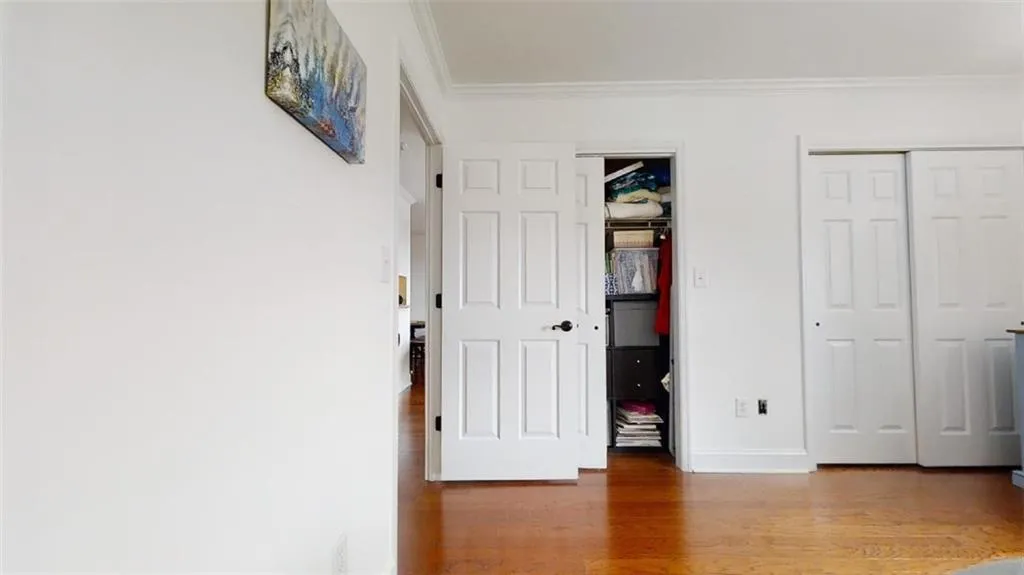 300 Johnson Ferry Road Ne Unit B1005, Atlanta, Georgia 30328, 1 Bedroom Bedrooms, ,1 BathroomBathrooms,Residential,Sold,300 Johnson Ferry Road Ne Unit B1005,7181342
