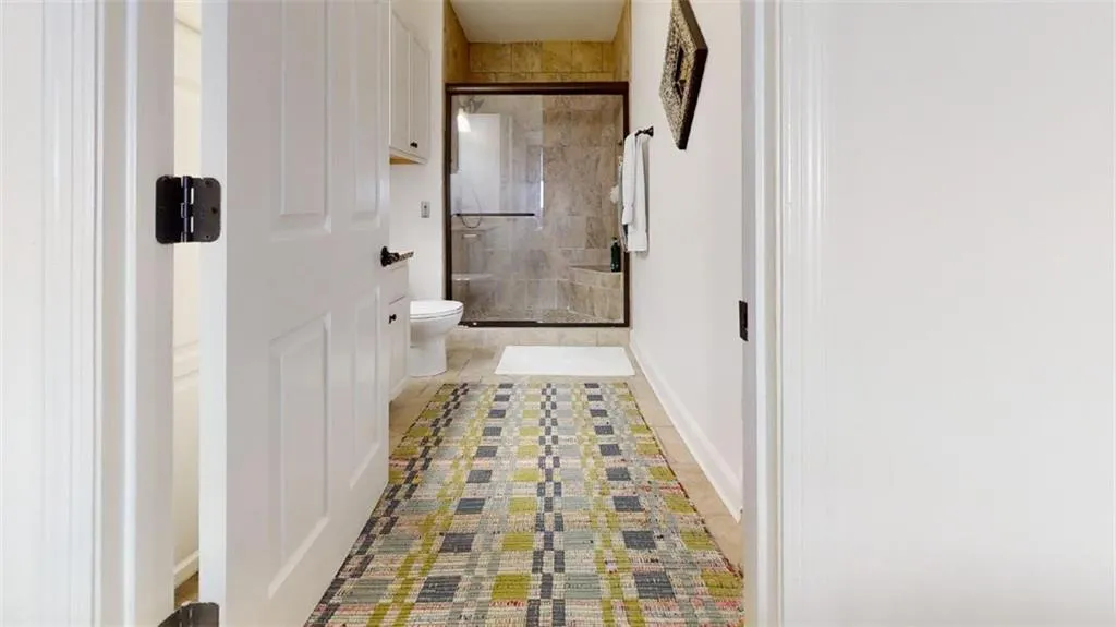 300 Johnson Ferry Road Ne Unit B1005, Atlanta, Georgia 30328, 1 Bedroom Bedrooms, ,1 BathroomBathrooms,Residential,Sold,300 Johnson Ferry Road Ne Unit B1005,7181342