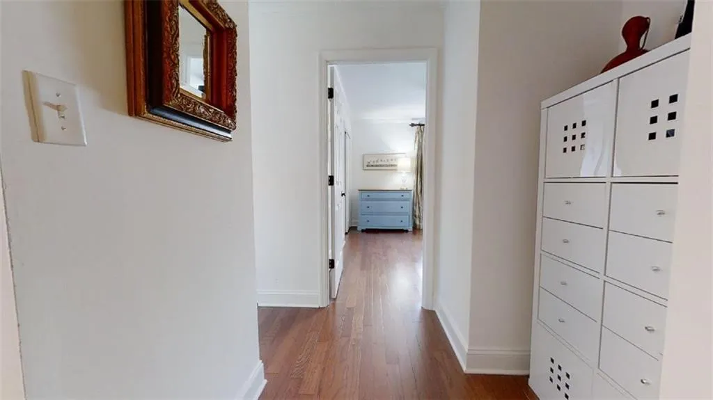 300 Johnson Ferry Road Ne Unit B1005, Atlanta, Georgia 30328, 1 Bedroom Bedrooms, ,1 BathroomBathrooms,Residential,Sold,300 Johnson Ferry Road Ne Unit B1005,7181342