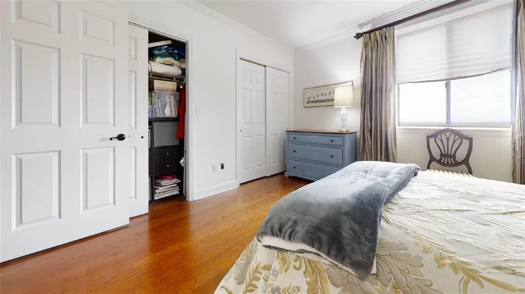 300 Johnson Ferry Road Ne Unit B1005, Atlanta, Georgia 30328, 1 Bedroom Bedrooms, ,1 BathroomBathrooms,Residential,Sold,300 Johnson Ferry Road Ne Unit B1005,7181342