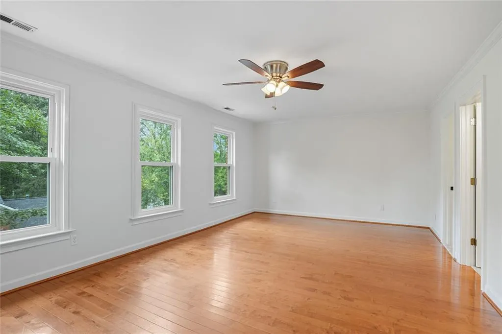 7155 Roswell Road Unit 9, Atlanta, Georgia 30328, 3 Bedrooms Bedrooms, ,3 BathroomsBathrooms,Residential,For Sale,7155 Roswell Road Unit 9,7656273