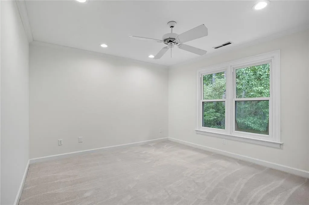 3rd bedroom upstairs