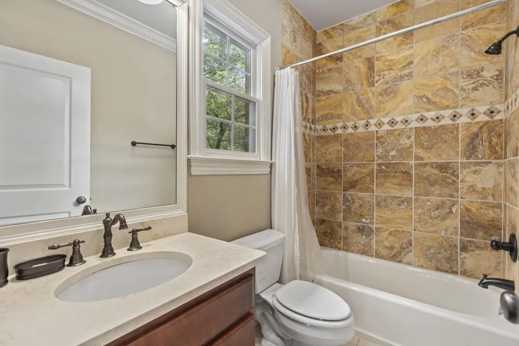 120 Johnson Ferry Road Nw, Sandy Springs, Georgia 30328, 4 Bedrooms Bedrooms, ,4 BathroomsBathrooms,Residential,Sold,120 Johnson Ferry Road Nw,6903776