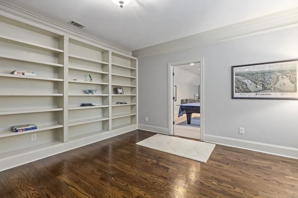 120 Johnson Ferry Road Nw, Sandy Springs, Georgia 30328, 4 Bedrooms Bedrooms, ,4 BathroomsBathrooms,Residential,Sold,120 Johnson Ferry Road Nw,6903776