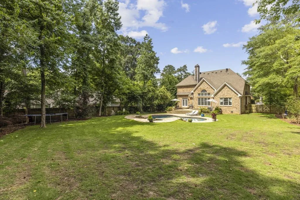 120 Johnson Ferry Road Nw, Sandy Springs, Georgia 30328, 4 Bedrooms Bedrooms, ,4 BathroomsBathrooms,Residential,Sold,120 Johnson Ferry Road Nw,6903776