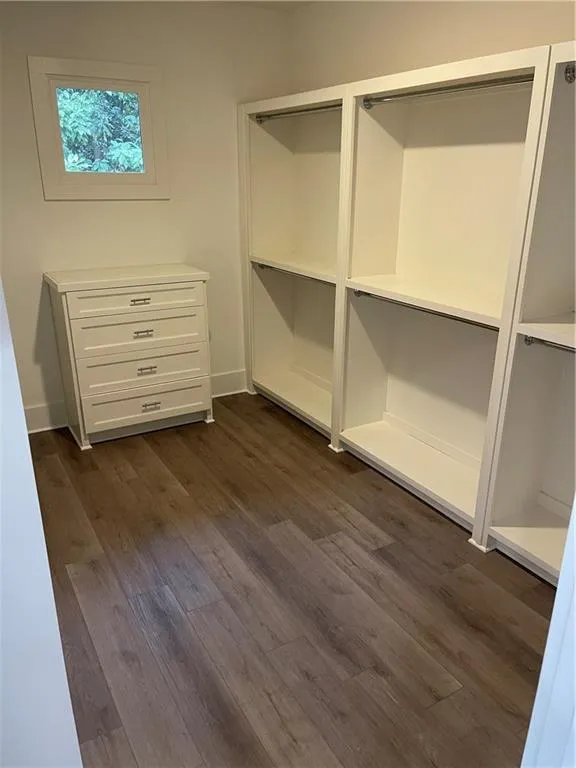 5410 High Point Road, Atlanta, Georgia 30342, 6 Bedrooms Bedrooms, ,5 BathroomsBathrooms,Residential,Sold,5410 High Point Road,7168533