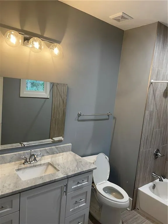 5410 High Point Road, Atlanta, Georgia 30342, 6 Bedrooms Bedrooms, ,5 BathroomsBathrooms,Residential,Sold,5410 High Point Road,7168533