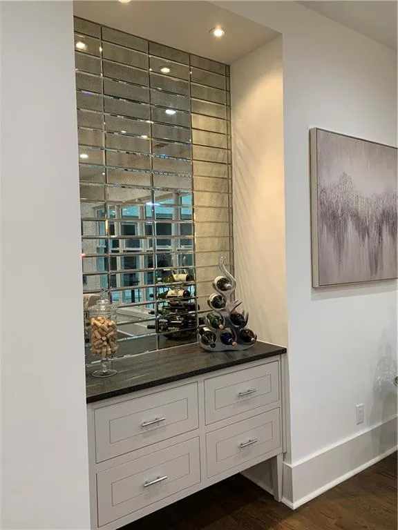 5410 High Point Road, Atlanta, Georgia 30342, 6 Bedrooms Bedrooms, ,5 BathroomsBathrooms,Residential,Sold,5410 High Point Road,7168533