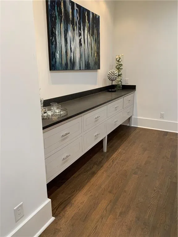 5410 High Point Road, Atlanta, Georgia 30342, 6 Bedrooms Bedrooms, ,5 BathroomsBathrooms,Residential,Sold,5410 High Point Road,7168533