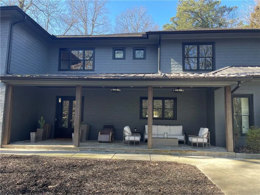5410 High Point Road, Atlanta, Georgia 30342, 6 Bedrooms Bedrooms, ,5 BathroomsBathrooms,Residential,Sold,5410 High Point Road,7168533