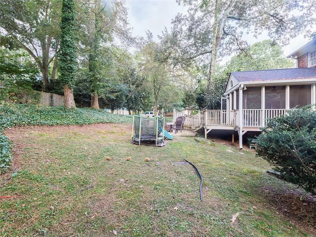 6503 Whispering Trail, Atlanta, Georgia 30328, 5 Bedrooms Bedrooms, ,3 BathroomsBathrooms,Residential,Sold,6503 Whispering Trail,6953741