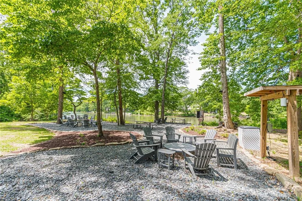 Waterfront firepit and picnic area