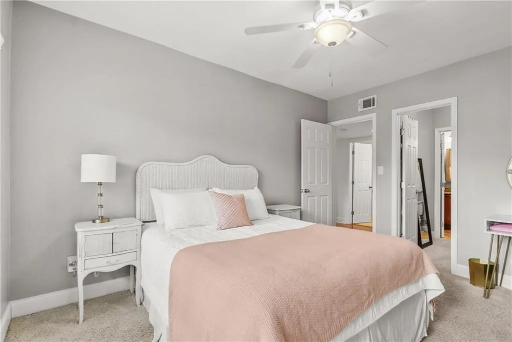 6980 Roswell Road Unit C10, Atlanta, Georgia 30328, 2 Bedrooms Bedrooms, ,2 BathroomsBathrooms,Residential,Sold,6980 Roswell Road Unit C10,7699493