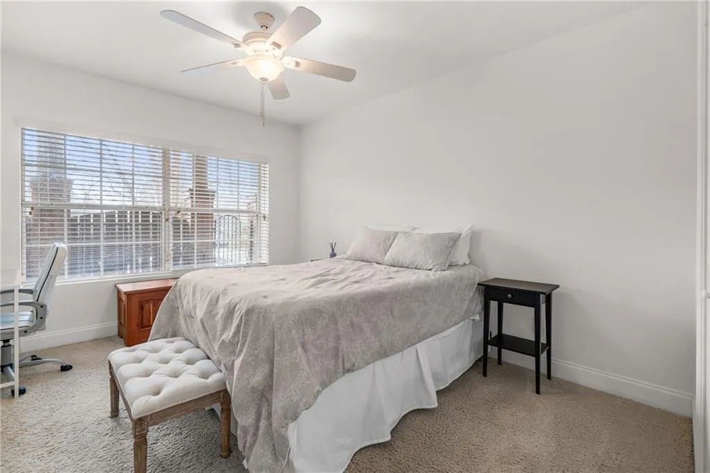 6980 Roswell Road Unit C10, Atlanta, Georgia 30328, 2 Bedrooms Bedrooms, ,2 BathroomsBathrooms,Residential,Sold,6980 Roswell Road Unit C10,7699493