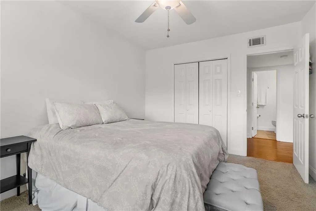 6980 Roswell Road Unit C10, Atlanta, Georgia 30328, 2 Bedrooms Bedrooms, ,2 BathroomsBathrooms,Residential,Sold,6980 Roswell Road Unit C10,7699493